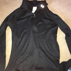 Under armor fitted black quarter zip